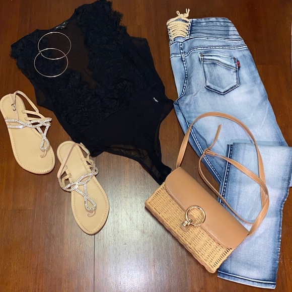 ⭐️SOLD⭐️COPY - Revamped black mesh & lace bodysuit 💜 - Picture 6 of 8